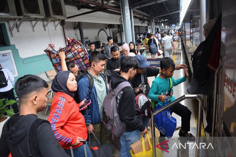 KAI layani 11,8 juta pelanggan selama masa Angleb 2025