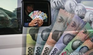 Rupiah melemah dipengaruhi ketetapan kebijakan tarif AS terhadap China