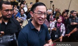 Tom Lembong minta dibebaskan dari kasus dugaan korupsi importasi gula