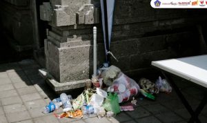 Gubernur larang penggunaan plastik saat sembahyang di Pura Besakih