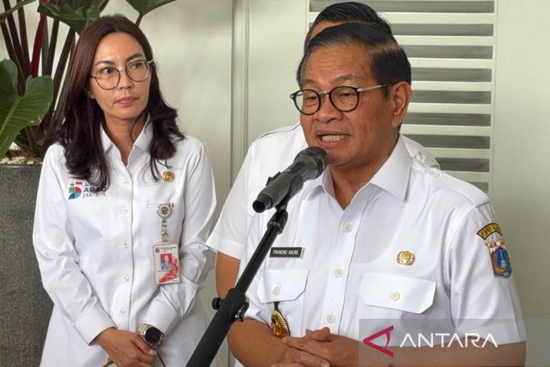 Pramono panggil Disdik DKI bahas dana KJP yang belum cair