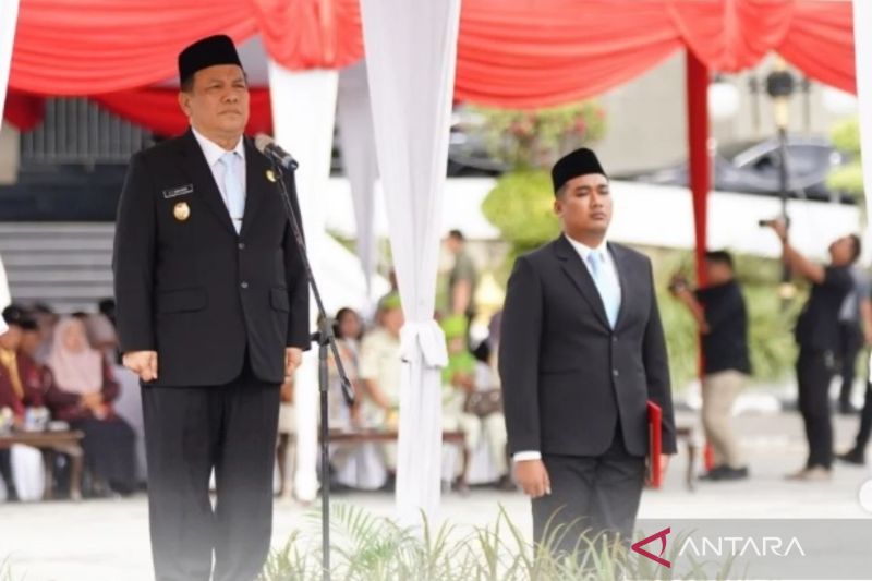 KPK geledah rumah dinas Plt Gubernur Riau Sofyan Franyata Hariyanto