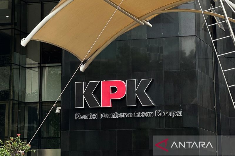 KPK tangkap delapan orang dari OTT di kantor pajak Jakarta Utara