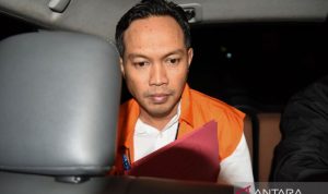 KPK: Usai memeras, Bupati Cilacap akan kasih THR Rp20-100 juta