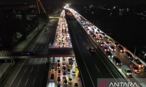 Rekayasa lalin Tol Jakarta-Cikampek dilanjutkan memasuki puncak mudik