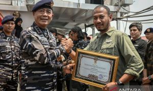 Tiga pewarta LKBN ANTARA raih penghargaan peserta pelayaran Kartika Jala Krida