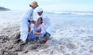 Umat Hindu di Bali gelar Upacara Melasti jelang Hari Raya Nyepi