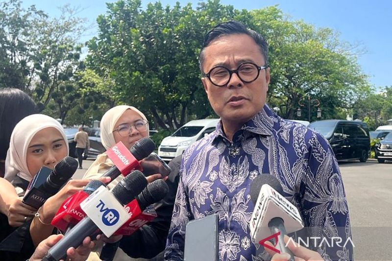 Prabowo panggil Airlangga, Purbaya hingga Dony Oskaria ke Istana
