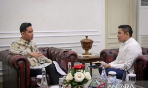 Seskab Teddy silaturahmi Idul Fitri ke Wapres Gibran di Istana