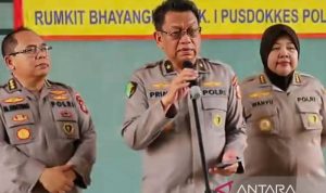 Tujuh keluarga korban kecelakaan KRL lapor ke posko DVI RS Polri