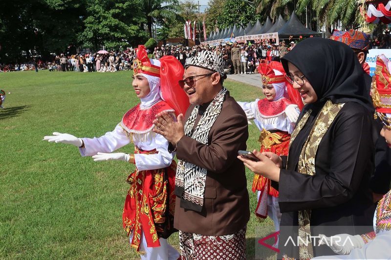 Pesan Hardiknas, Mendikdasmen: Pendidikan harus cerdaskan bangsa