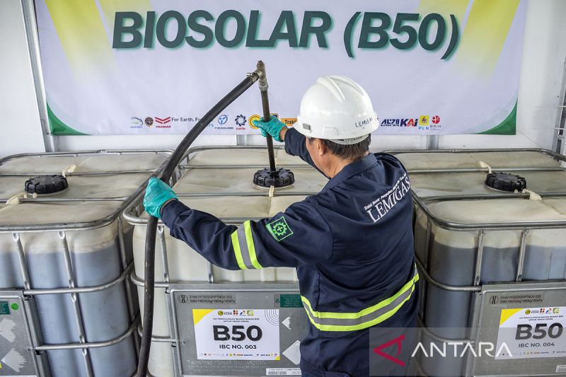 Indonesia hentikan impor solar tahun ini menyusul mandatori B50