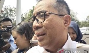 Sejumlah menteri hadiri ratas bahas pendidikan negeri gratis di Istana