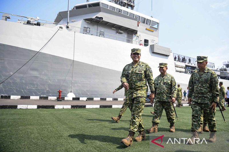 Pangkormar dan KSAL bahas pembentukan Batalyon Sniper